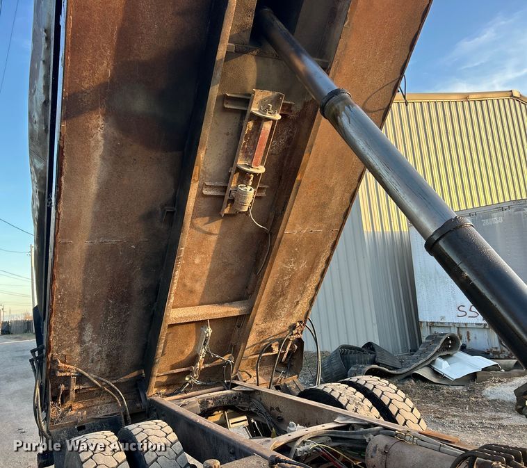 image for item ET6796 2004 Sterling Acterra dump truck