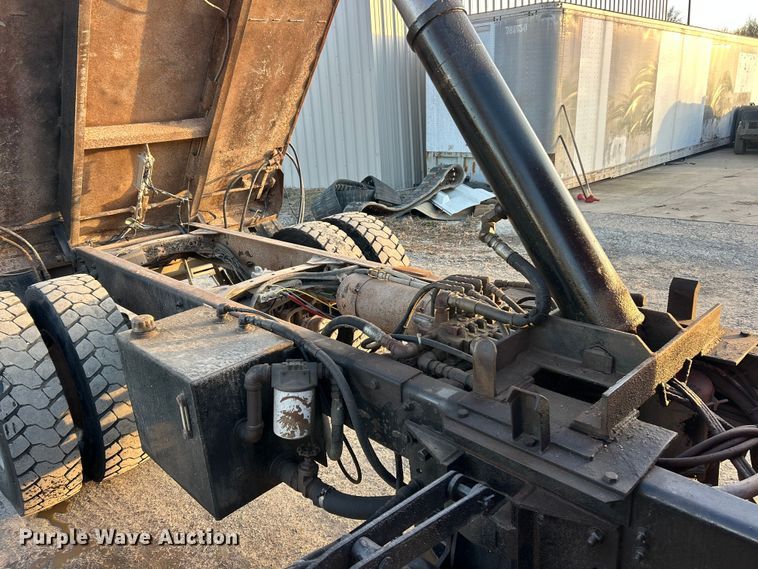 image for item ET6796 2004 Sterling Acterra dump truck