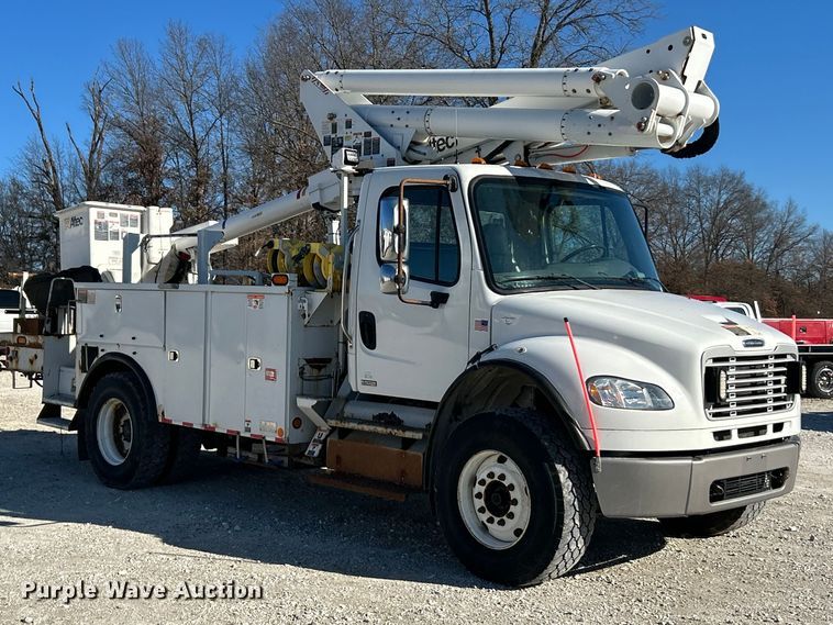 image for item ET6813 2012 Freightliner Business Class M2 bucket truck