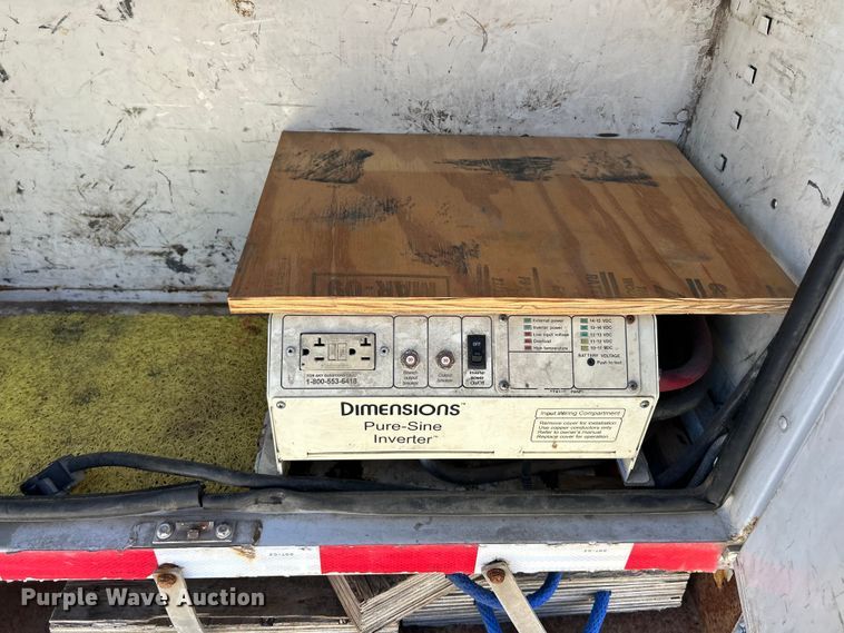 image for item ET6813 2012 Freightliner Business Class M2 bucket truck