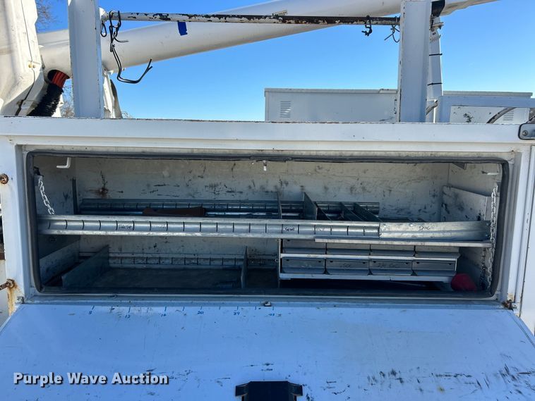 image for item ET6813 2012 Freightliner Business Class M2 bucket truck