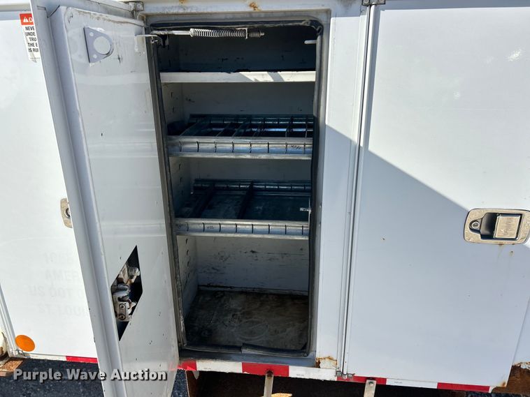 image for item ET6813 2012 Freightliner Business Class M2 bucket truck