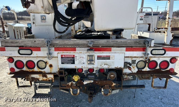 image for item ET6813 2012 Freightliner Business Class M2 bucket truck