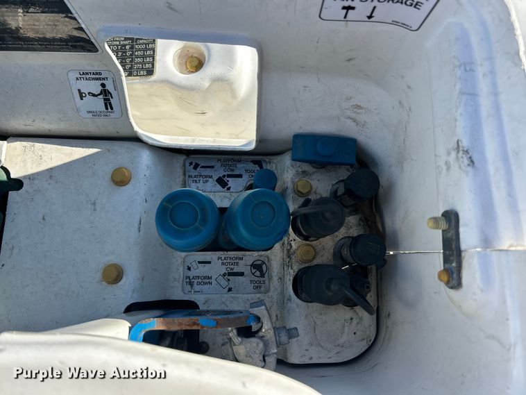 image for item ET6813 2012 Freightliner Business Class M2 bucket truck