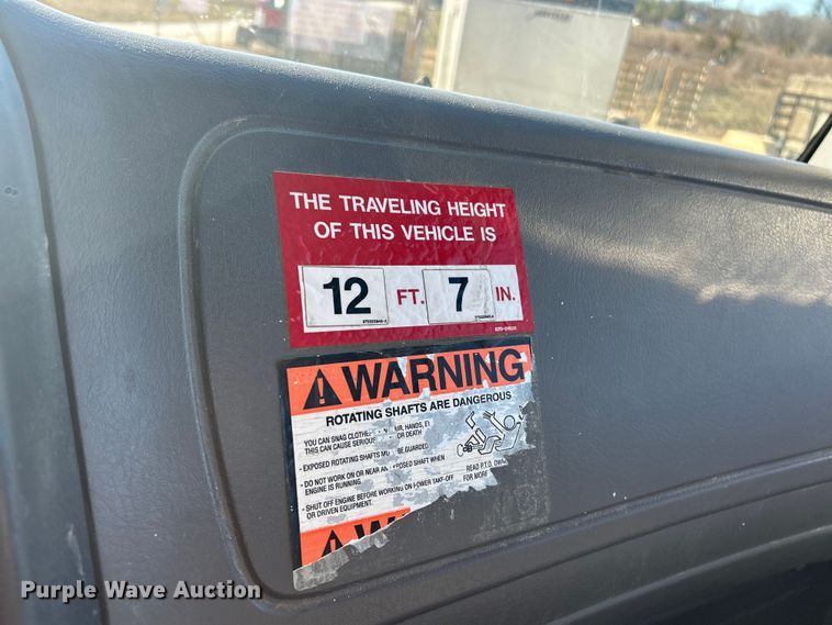 image for item ET6813 2012 Freightliner Business Class M2 bucket truck