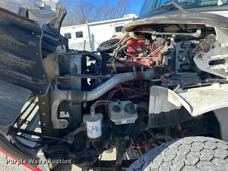 image for item ET6813 2012 Freightliner Business Class M2 bucket truck