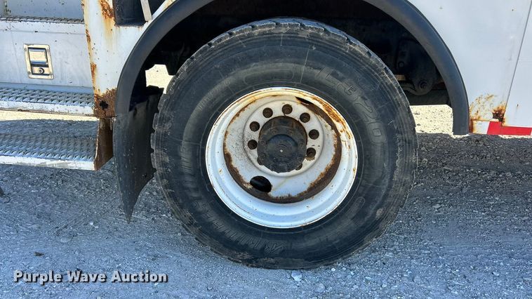 image for item ET6813 2012 Freightliner Business Class M2 bucket truck