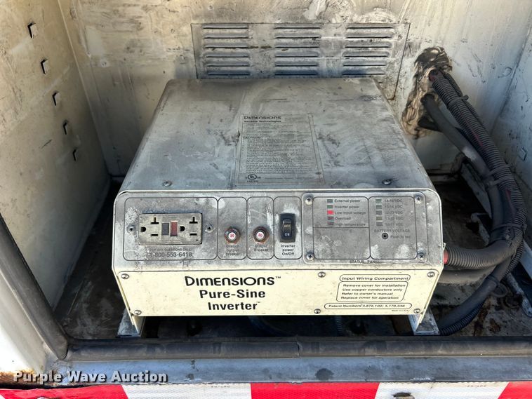 image for item ET6815 2012 Freightliner Business Class M2 digger derrick truck