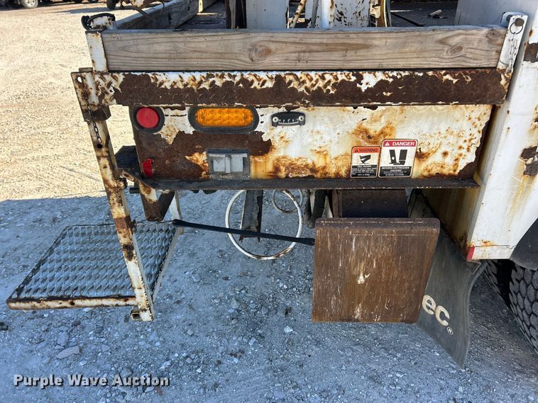 image for item ET6815 2012 Freightliner Business Class M2 digger derrick truck