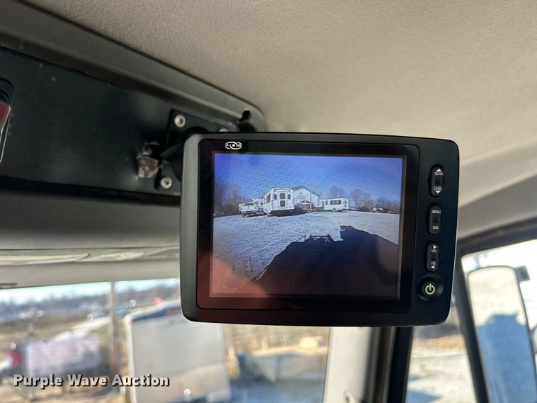 image for item ET6815 2012 Freightliner Business Class M2 digger derrick truck