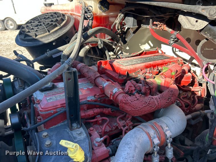 image for item ET6815 2012 Freightliner Business Class M2 digger derrick truck