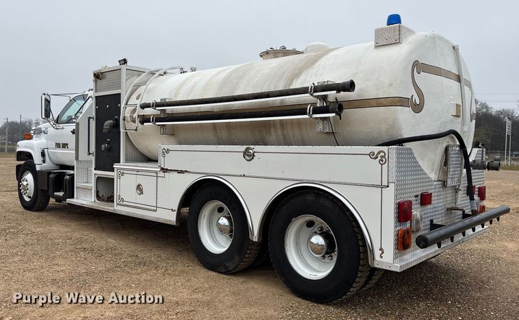 image for item ET7352 1991 Chevrolet Kodiak C6500 pumper fire truck