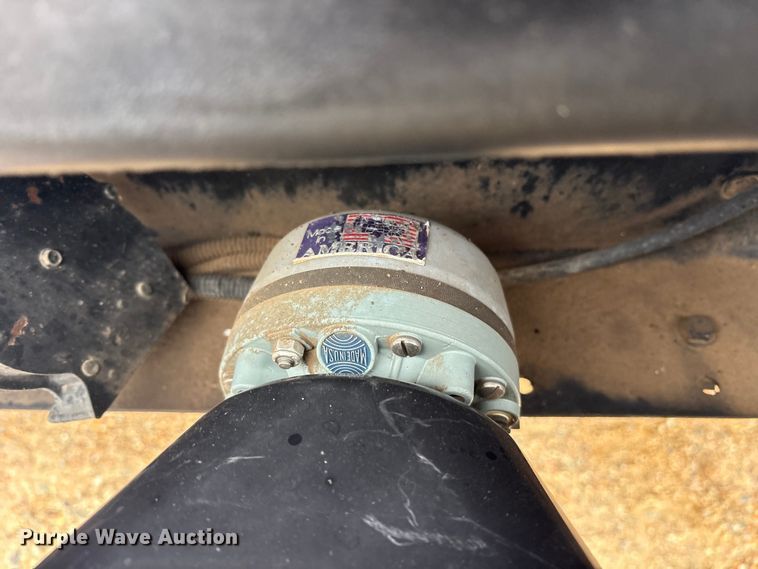 image for item ET7352 1991 Chevrolet Kodiak C6500 pumper fire truck