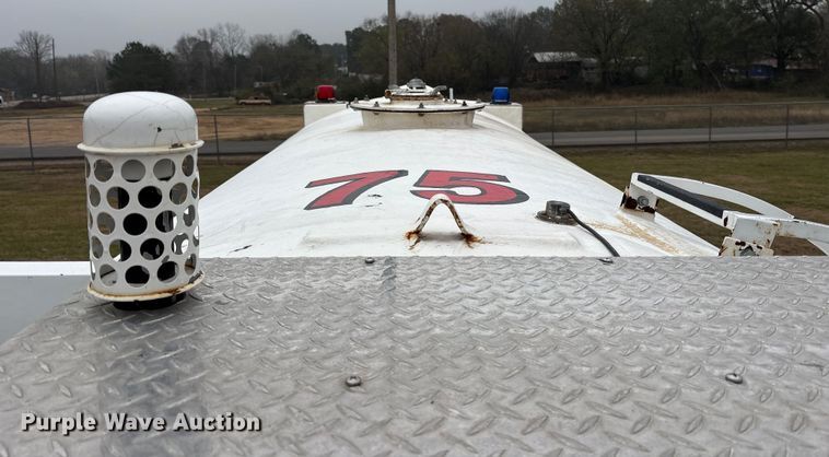 image for item ET7352 1991 Chevrolet Kodiak C6500 pumper fire truck