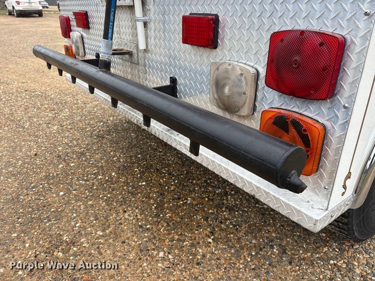image for item ET7352 1991 Chevrolet Kodiak C6500 pumper fire truck