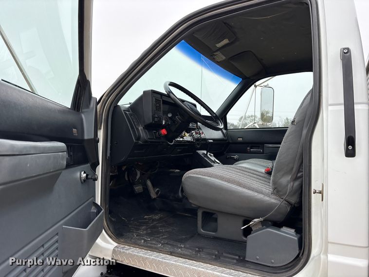 image for item ET7352 1991 Chevrolet Kodiak C6500 pumper fire truck