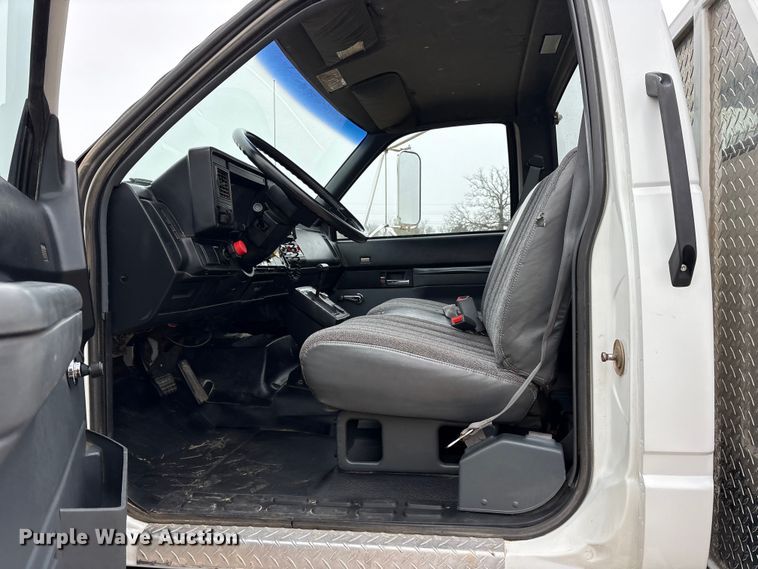 image for item ET7352 1991 Chevrolet Kodiak C6500 pumper fire truck