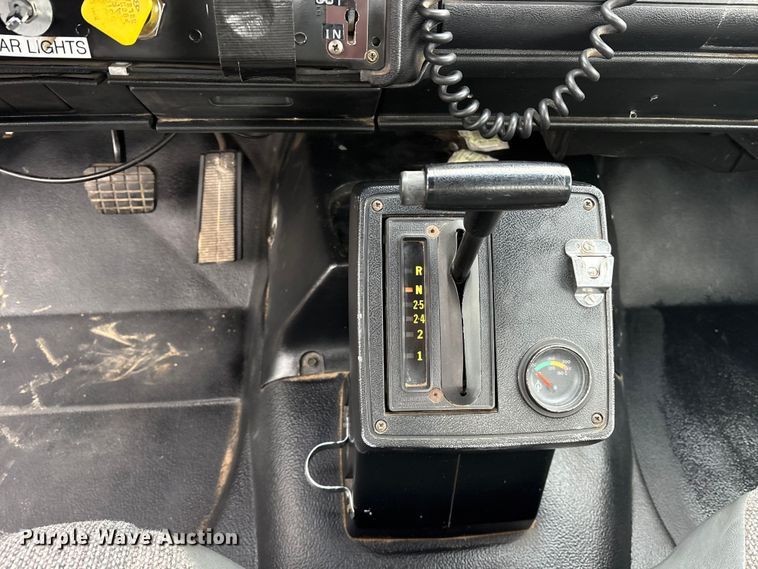 image for item ET7352 1991 Chevrolet Kodiak C6500 pumper fire truck