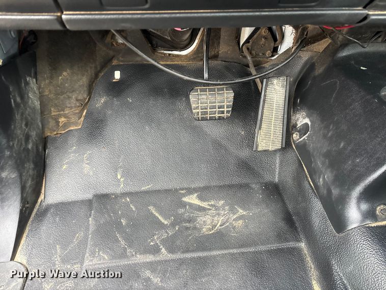 image for item ET7352 1991 Chevrolet Kodiak C6500 pumper fire truck