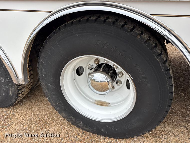 image for item ET7352 1991 Chevrolet Kodiak C6500 pumper fire truck