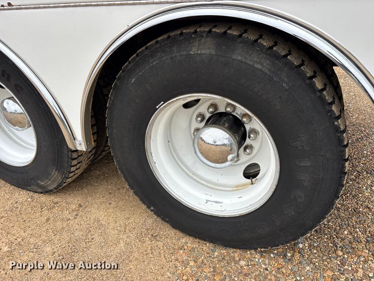 image for item ET7352 1991 Chevrolet Kodiak C6500 pumper fire truck