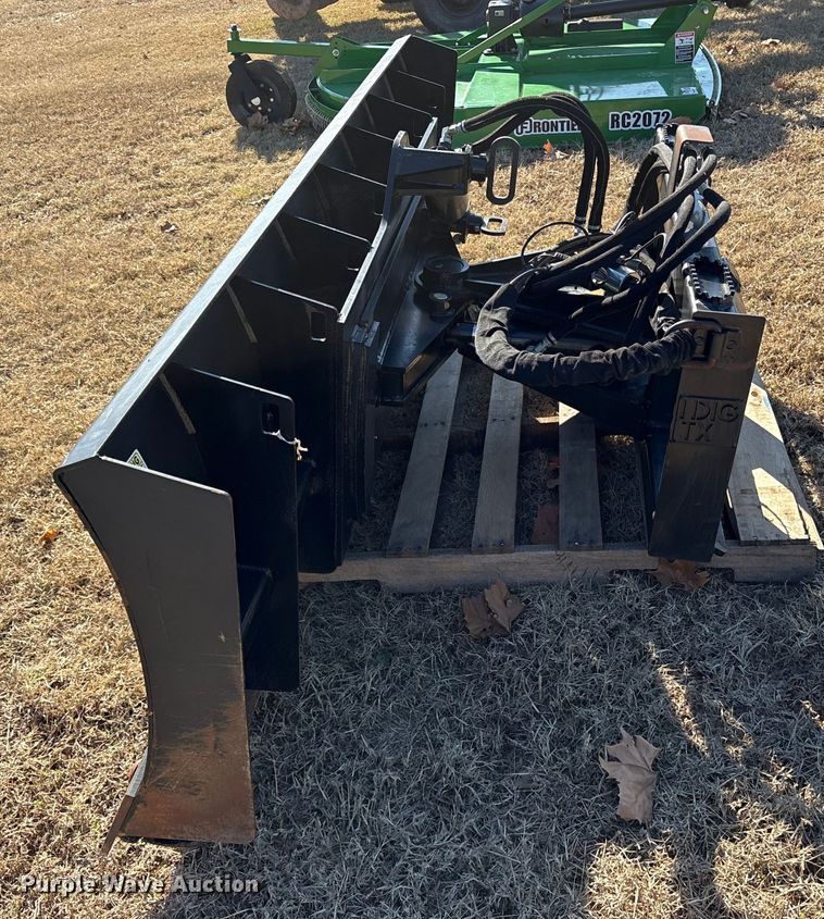 image for item ET7447 I Dig TX 6WD96 skid steer dozer blade