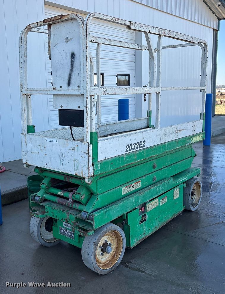 image for item ET7453 2001 JLG 2032-12 scissor lift