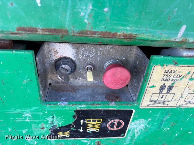 image for item ET7453 2001 JLG 2032-12 scissor lift