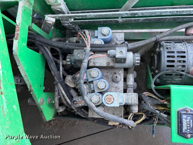 image for item ET7453 2001 JLG 2032-12 scissor lift