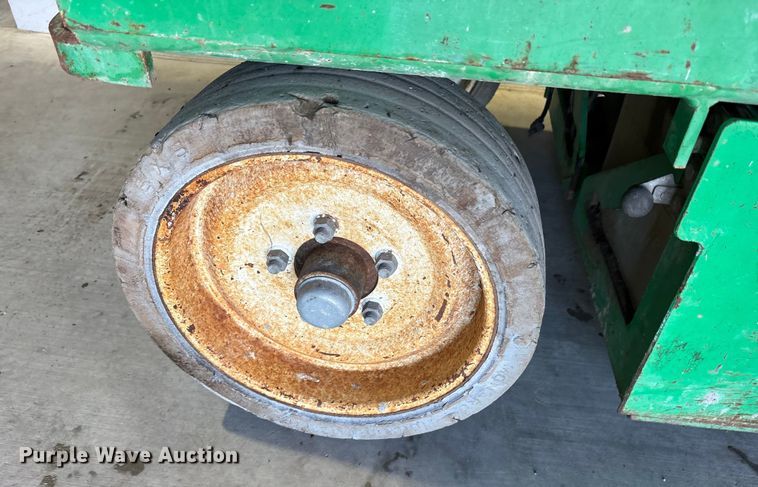 image for item ET7453 2001 JLG 2032-12 scissor lift