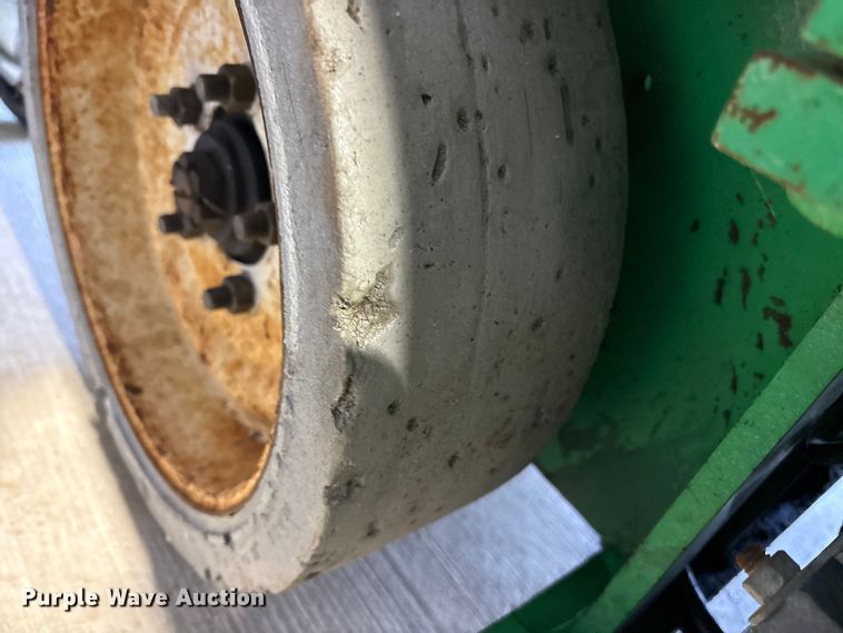 image for item ET7453 2001 JLG 2032-12 scissor lift