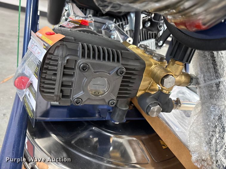 image for item EU0143 2022 Makinex DPW-2500-DS- pressure washer