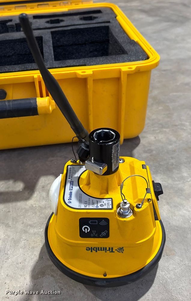 image for item EU7111 Trimble SPS986  GNSS receiver