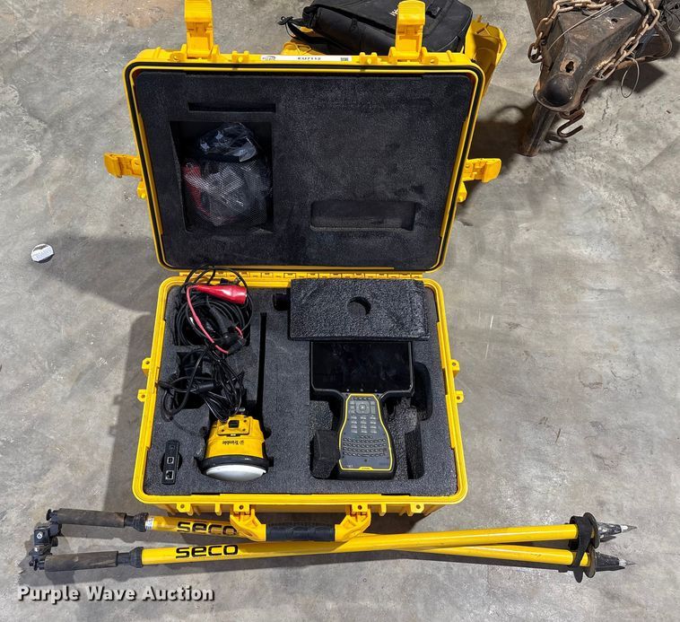 image for item EU7112 Trimble SPS986  GNSS receiver