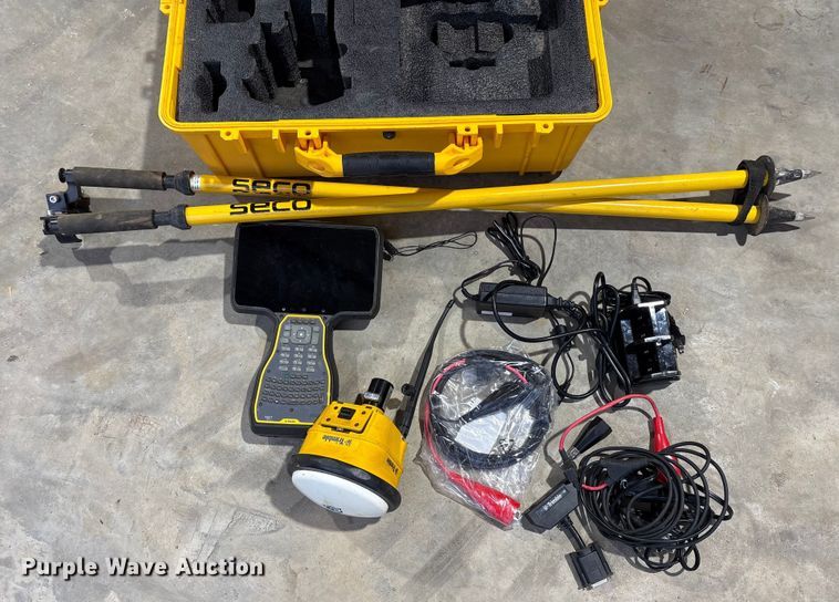 image for item EU7112 Trimble SPS986  GNSS receiver