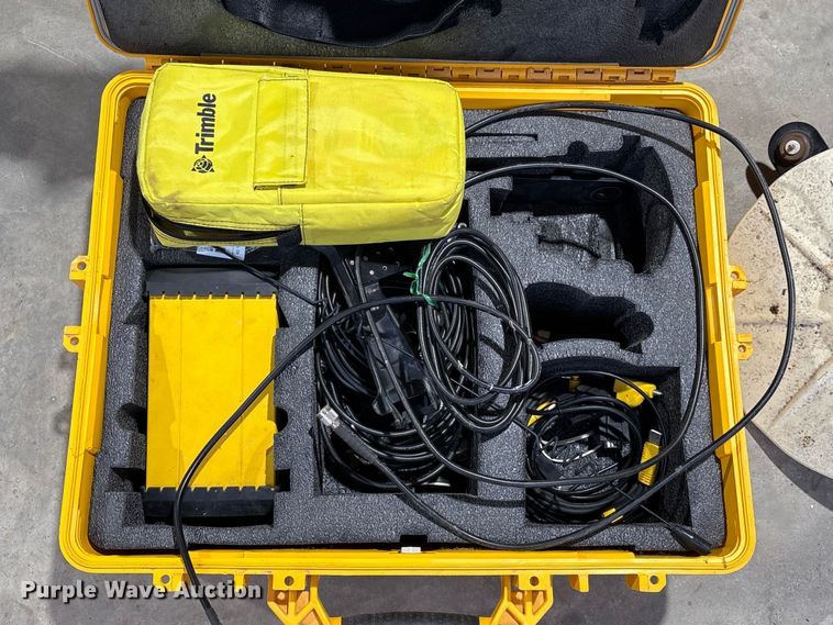 image for item EU7113 Trimble CBMRX-010B  GNSS receiver