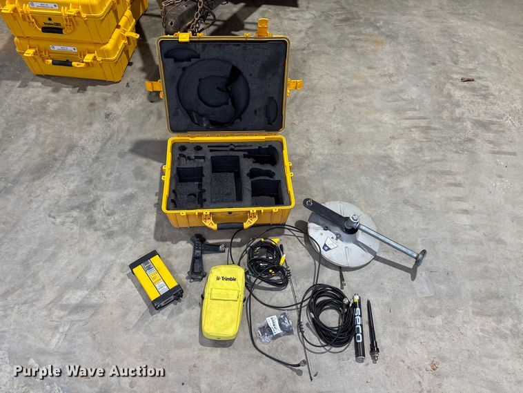 image for item EU7113 Trimble CBMRX-010B  GNSS receiver