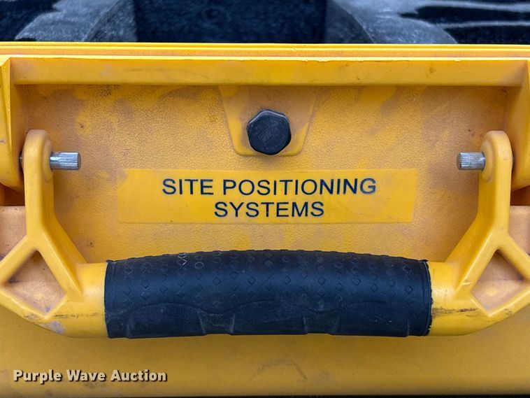 image for item EU7113 Trimble CBMRX-010B  GNSS receiver