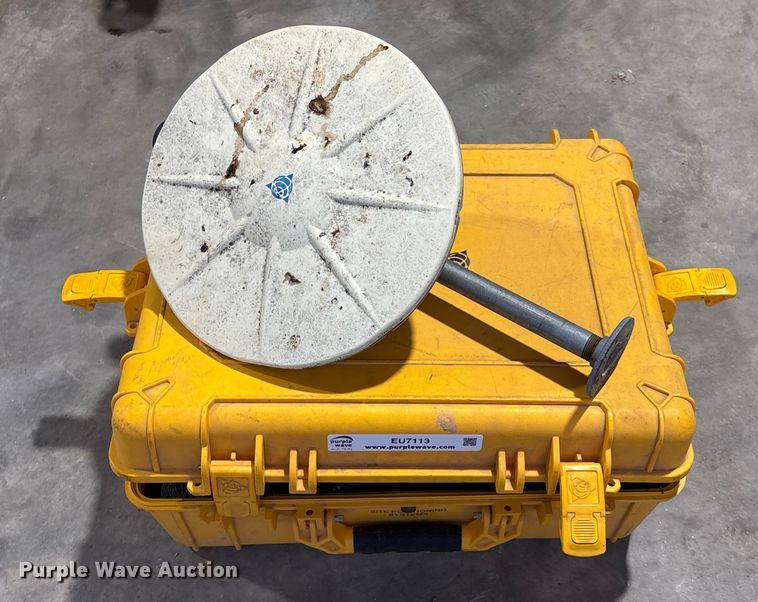 image for item EU7113 Trimble CBMRX-010B  GNSS receiver