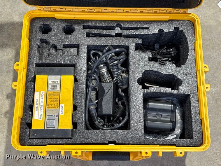 image for item EU7114 Trimble CBMRX-010B  GNSS receiver