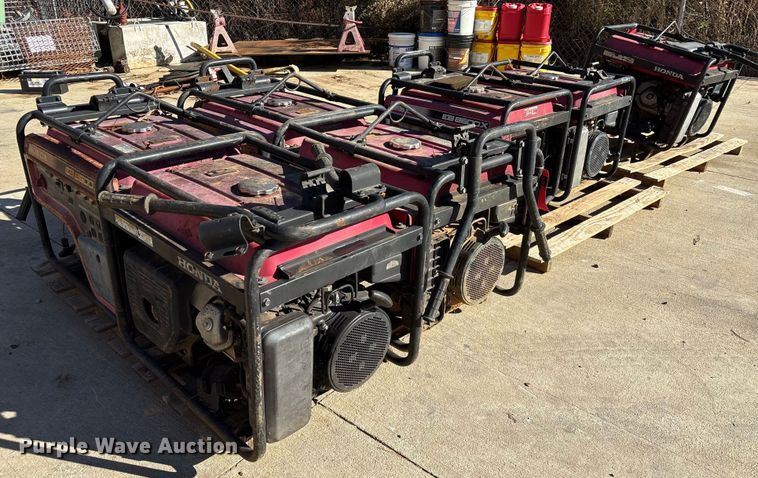 image for item EU7116 (7) Honda EB 6500X generators