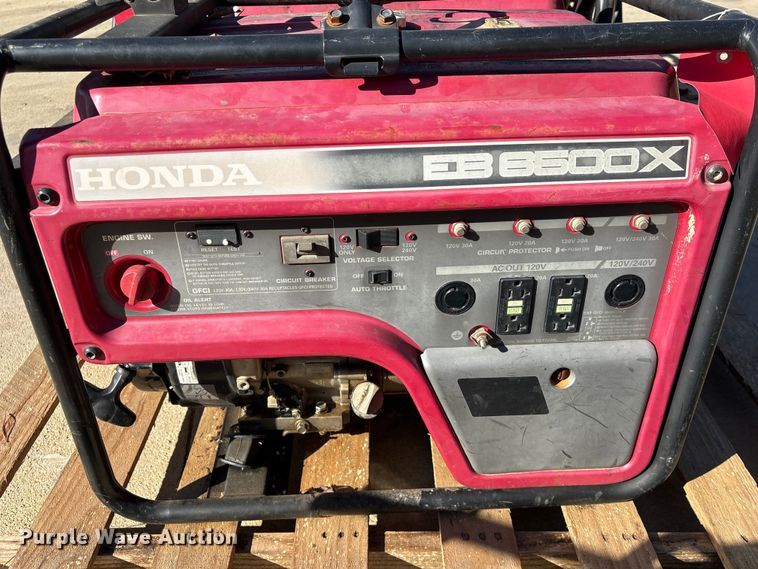 image for item EU7116 (7) Honda EB 6500X generators