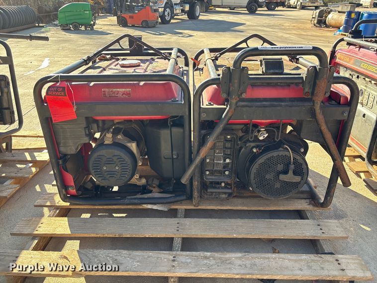 image for item EU7116 (7) Honda EB 6500X generators