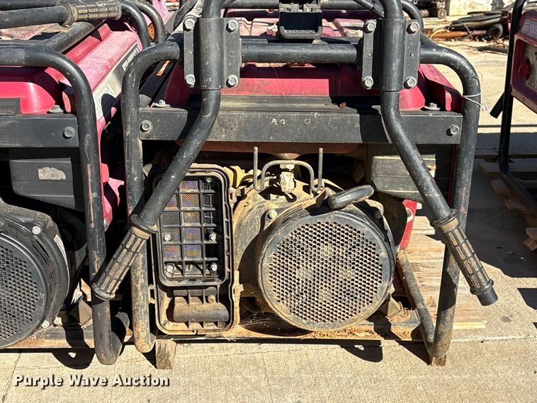 image for item EU7116 (7) Honda EB 6500X generators