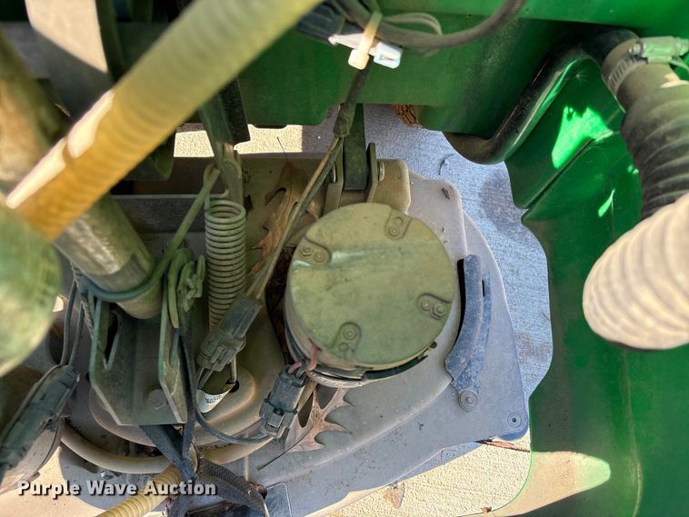 image for item EU7117 Tennant 5680 floor scrubber