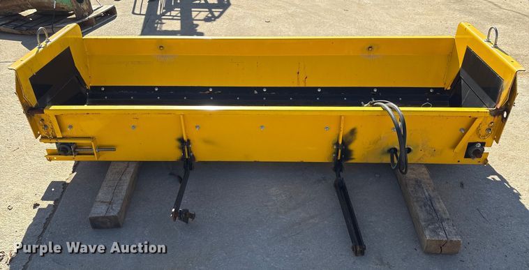 image for item EU7121 Flink tailgate spreader