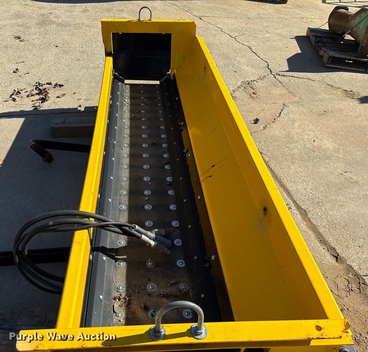 image for item EU7121 Flink tailgate spreader