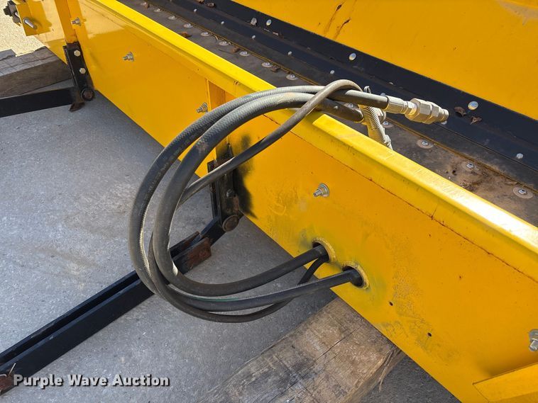 image for item EU7121 Flink tailgate spreader