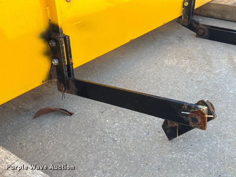 image for item EU7121 Flink tailgate spreader