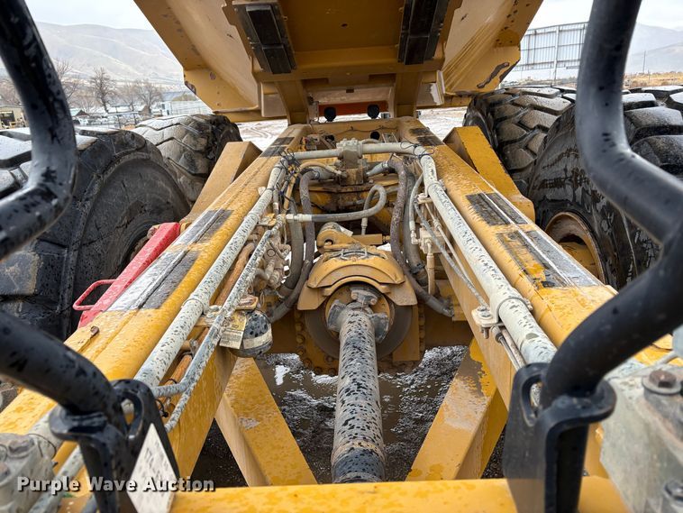 image for item EU8567 2013 Caterpillar 740B articulated haul truck